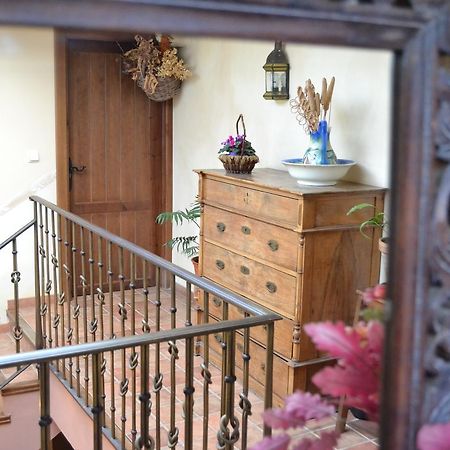 Hostal Toribio Galaroza Zewnętrze zdjęcie