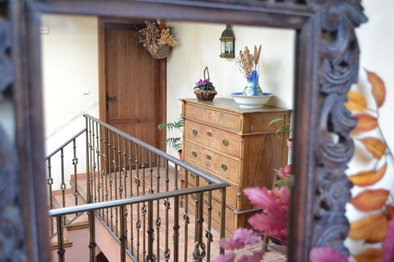 Hostal Toribio Galaroza Zewnętrze zdjęcie