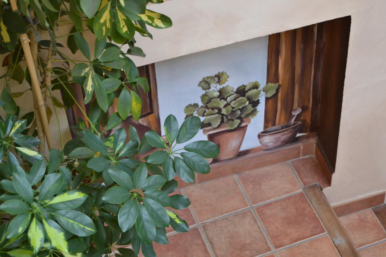 Hostal Toribio Galaroza Zewnętrze zdjęcie
