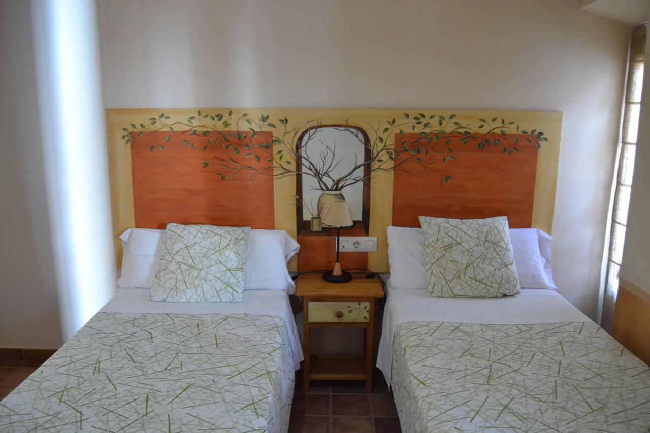 Hostal Toribio Galaroza Zewnętrze zdjęcie