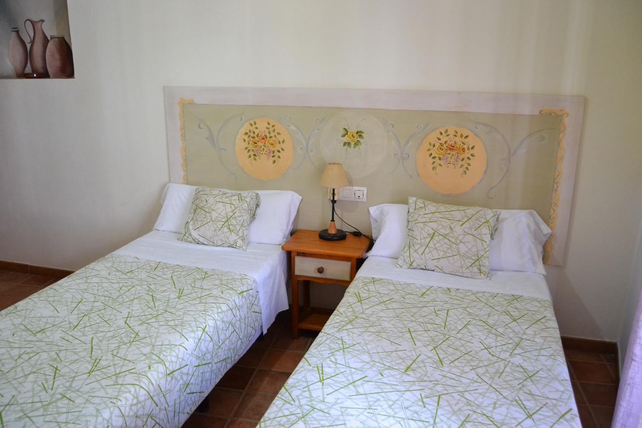 Hostal Toribio Galaroza Zewnętrze zdjęcie